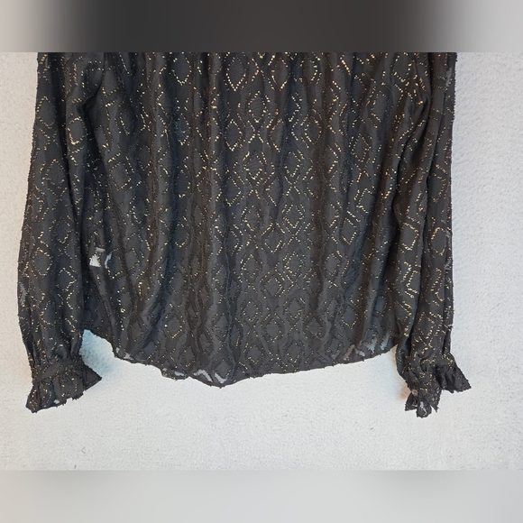 Vince Camuto Women's Blouse Sz M Black Burnout With Sparkle Gold Front Button - Picture 11 of 11